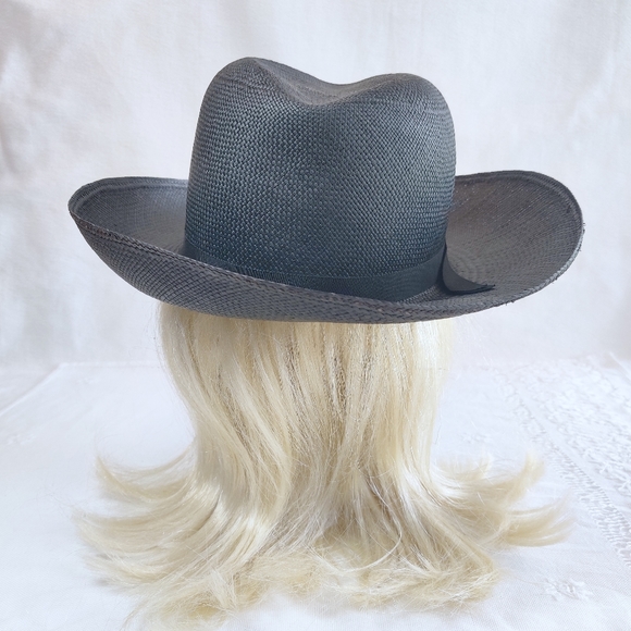 Vintage Riding Hat by Bergdorf Goodman 1940s - Picture 2 of 16